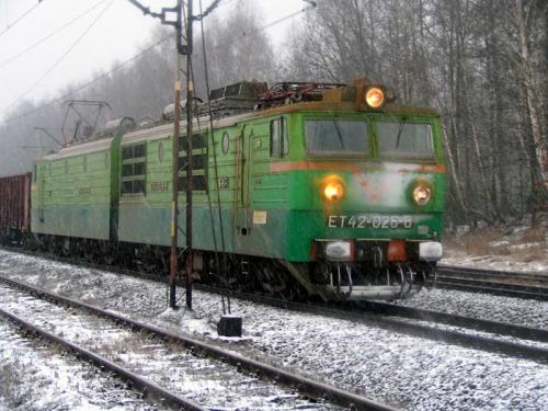 ET42-026 ze składem Eaosów