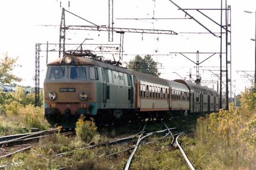 15 .09. 2000 ET22-1027 z poc. do Radomia 